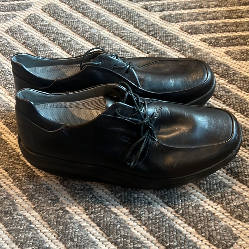 MBT Amali Oxford Sneakers Black Leather Women's 9.5 No Box